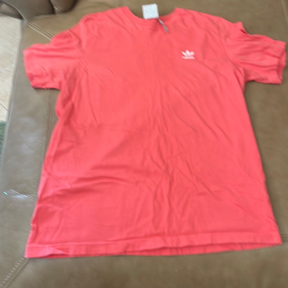 Adidas Men’s Essential Short Sleeve T tee shirt EUC Large Coral color